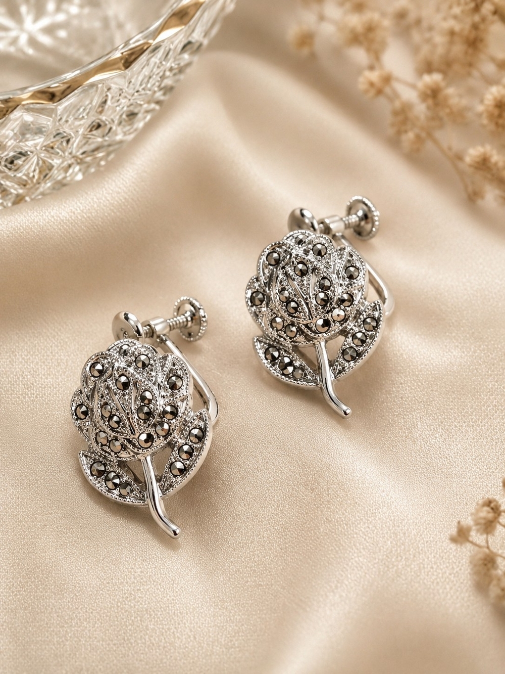 Vintage Sterling Silver Floral Screw Back Earrings Sculptural Botanical Openwork
